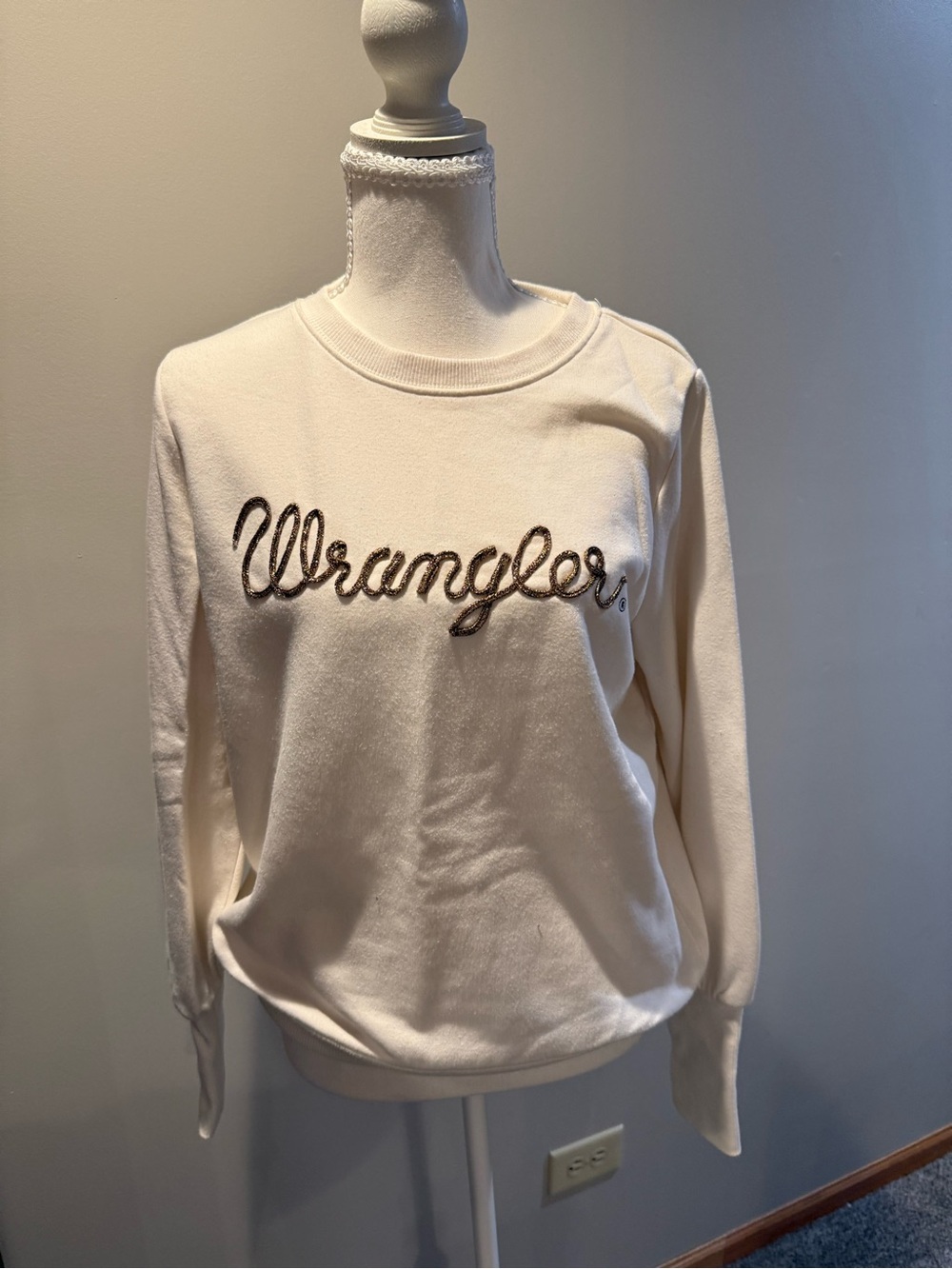 Wrangler Cream Embroidered Logo Crewneck Sweatshirt
